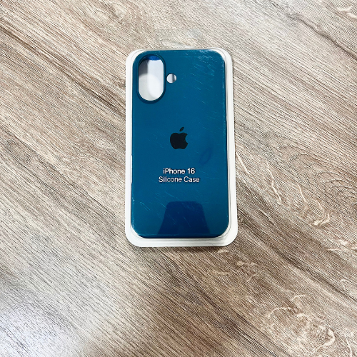 Silicone Case iPhone 16  Petroleo