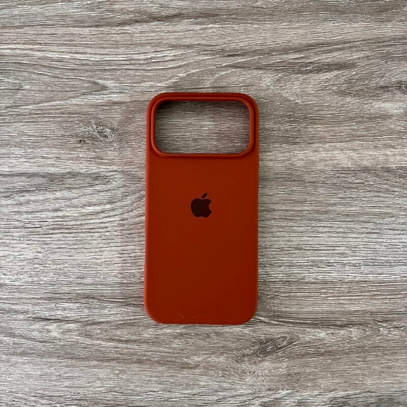 Silicone Case IPhone 17 Pro Marron