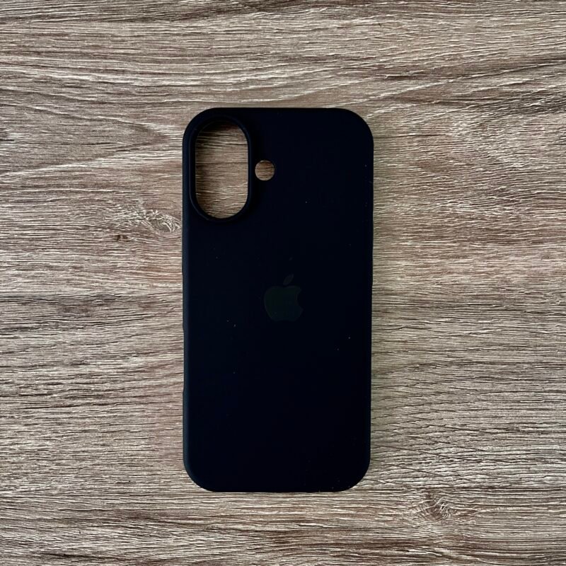 Silicone Case IPhone 17 Negra